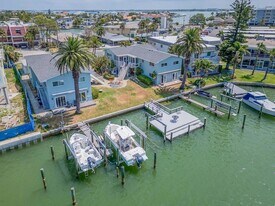 241 Skiff Point, Unit 1 in Clearwater, FL - Building Photo