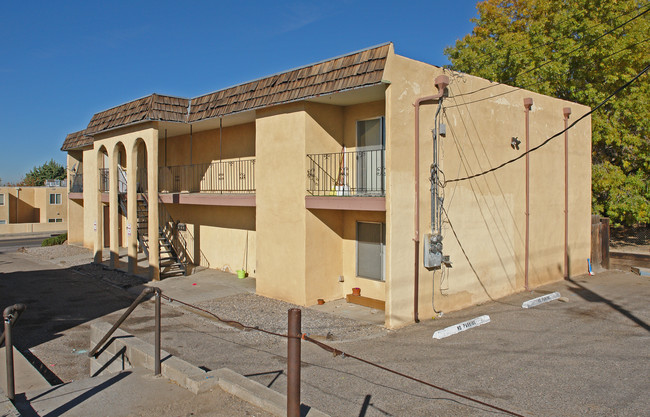 Chelwood Park in Albuquerque, NM - Building Photo - Building Photo