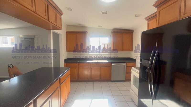 4102 E Plaza Blvd in National City, CA - Building Photo