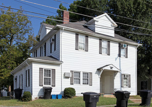 117 Tucker St in Burlington, NC - Building Photo - Building Photo