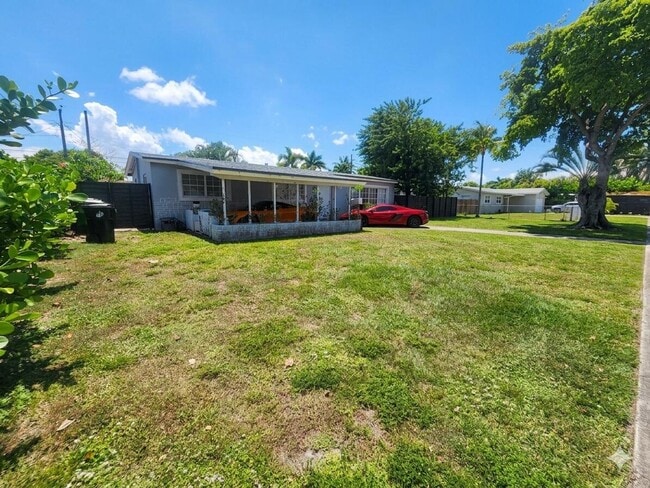 property at 3440 SW 20th St