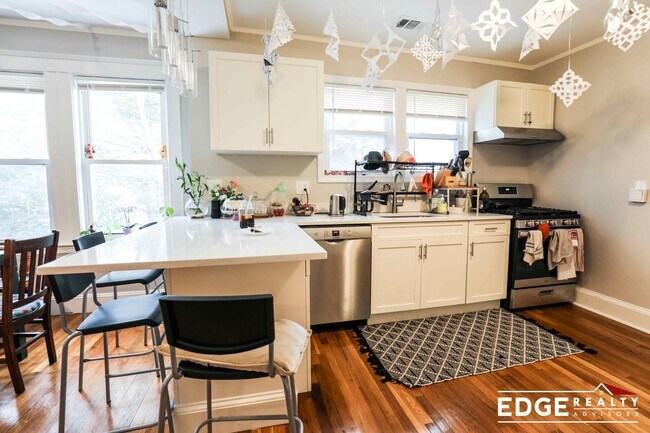 property at 10 Donnybrook Rd