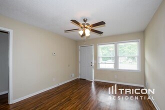 504 Thyme Dr in Lexington, SC - Building Photo - Building Photo