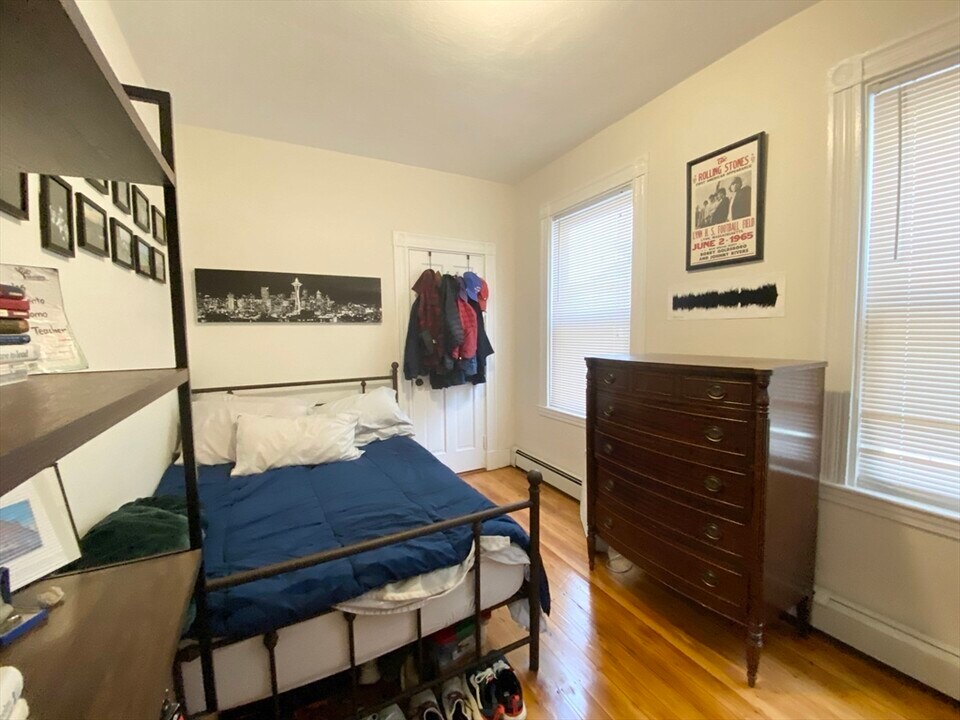 103 Calumet St, Unit 2 in Boston, MA - Building Photo