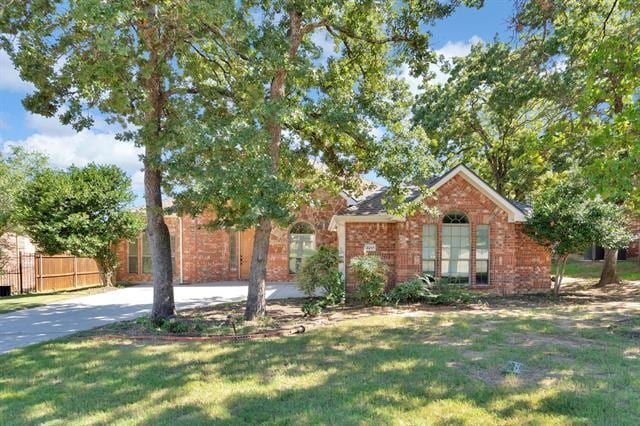 3217 Hidden Springs Dr in Corinth, TX - Building Photo - Building Photo