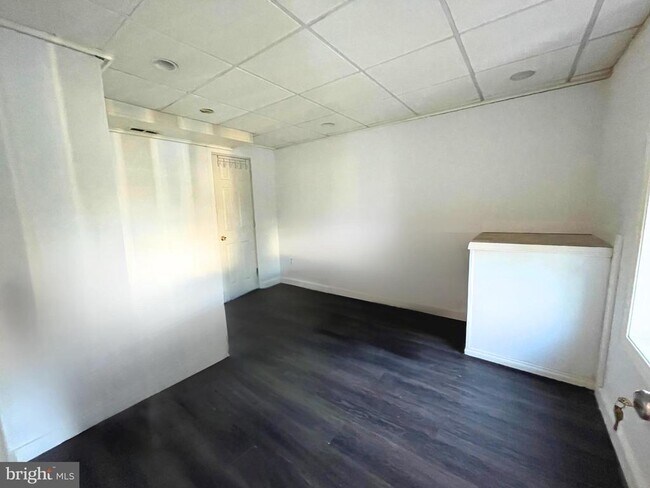 property at 13817 Rosewood Dr