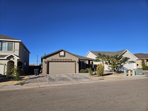 805 Valencia in Alamogordo, NM - Building Photo - Building Photo