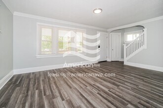 3867 E 142nd St in Cleveland, OH - Foto de edificio - Building Photo