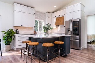 63175 Watercress Way in Bend, OR - Building Photo - Building Photo