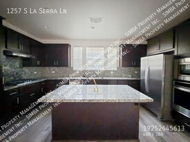 1257 La Sera Ln in Mountain House, CA - Building Photo