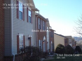 1346 Devon Ln in Harrisonburg, VA - Building Photo