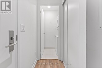 20-1020 Edward St in Toronto, ON - Building Photo - Building Photo