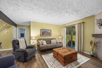 6542 Bella Vista Dr NE, Unit SI FL1-ID1494634P in Rockford, MI - Foto de edificio - Building Photo