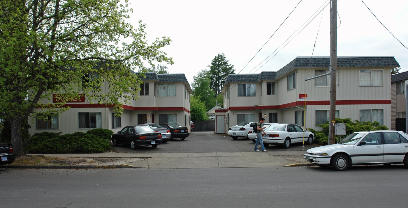 Sovereign West Apartments in Corvallis, OR - Building Photo