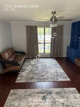 1702 Jennifer Dr in Little Rock, AR - Building Photo - Building Photo