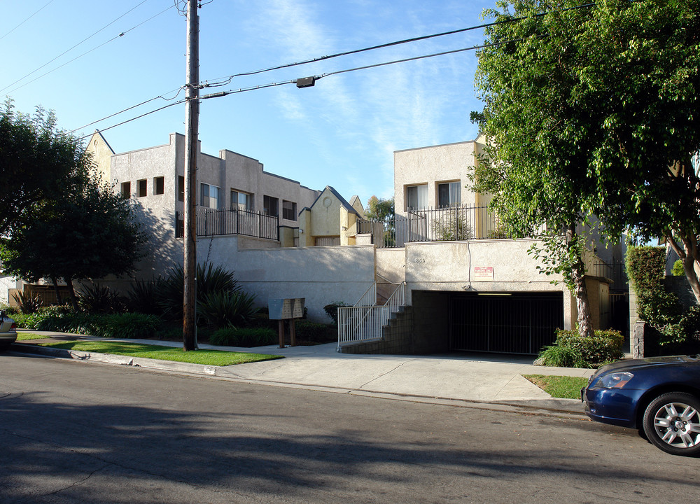 836-838 N Acacia St in Inglewood, CA - Building Photo