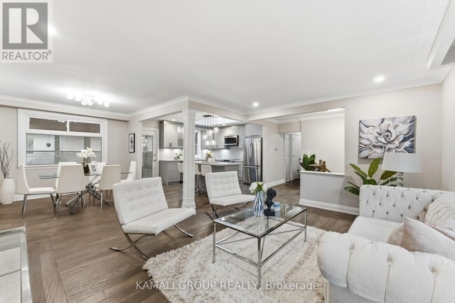 property at 156 Trayborn Dr