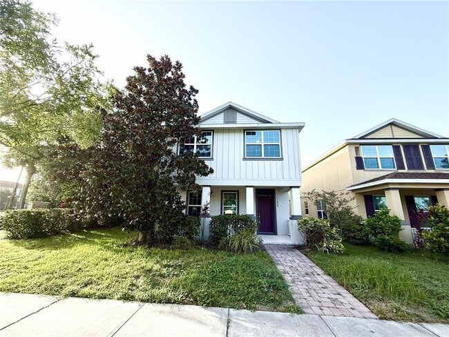 property at 11804 Silverlake Park Dr