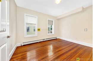 9 Winter Hill Rd, Unit 1 in Medford, MA - Building Photo