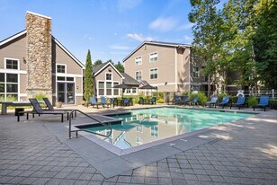 Wildreed in Everett, WA - Building Photo