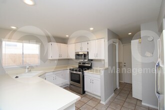 5066 W Jupiter Way in Chandler, AZ - Building Photo - Building Photo