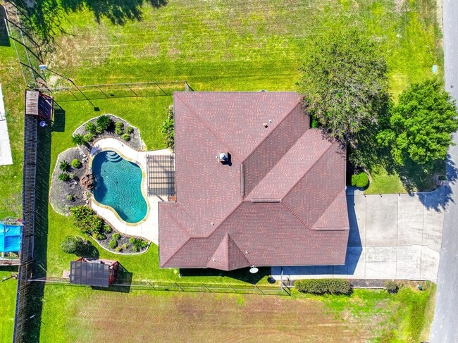 property at 13417 Bunker Hill Dr