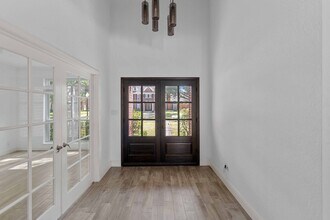 3114 W Autumn Run Cir in Sugar Land, TX - Building Photo - Building Photo