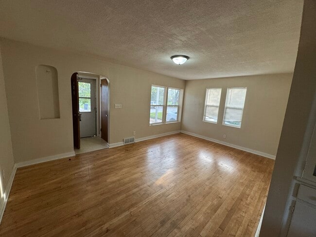 716 Columbus Ave, Unit 716 Front in Sheboygan, WI - Foto de edificio - Building Photo