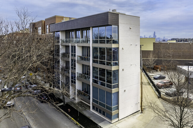 1945-1947 W Diversey Pkwy in Chicago, IL - Building Photo - Building Photo