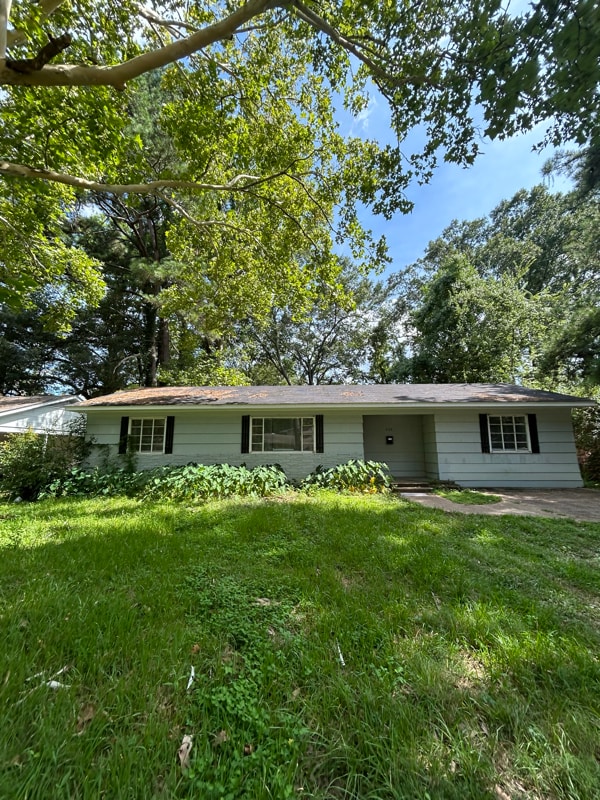 property at 515 Woodward Ave