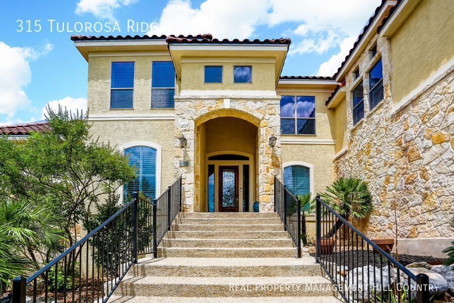 315 Tulorosa Ridge in Helotes, TX - Building Photo