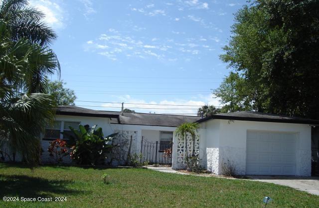 125 Wales Ave in Merritt Island, FL - Foto de edificio