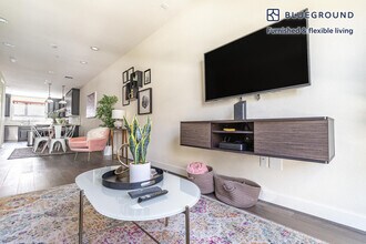 3061 Neves Rd in San Mateo, CA - Building Photo - Building Photo