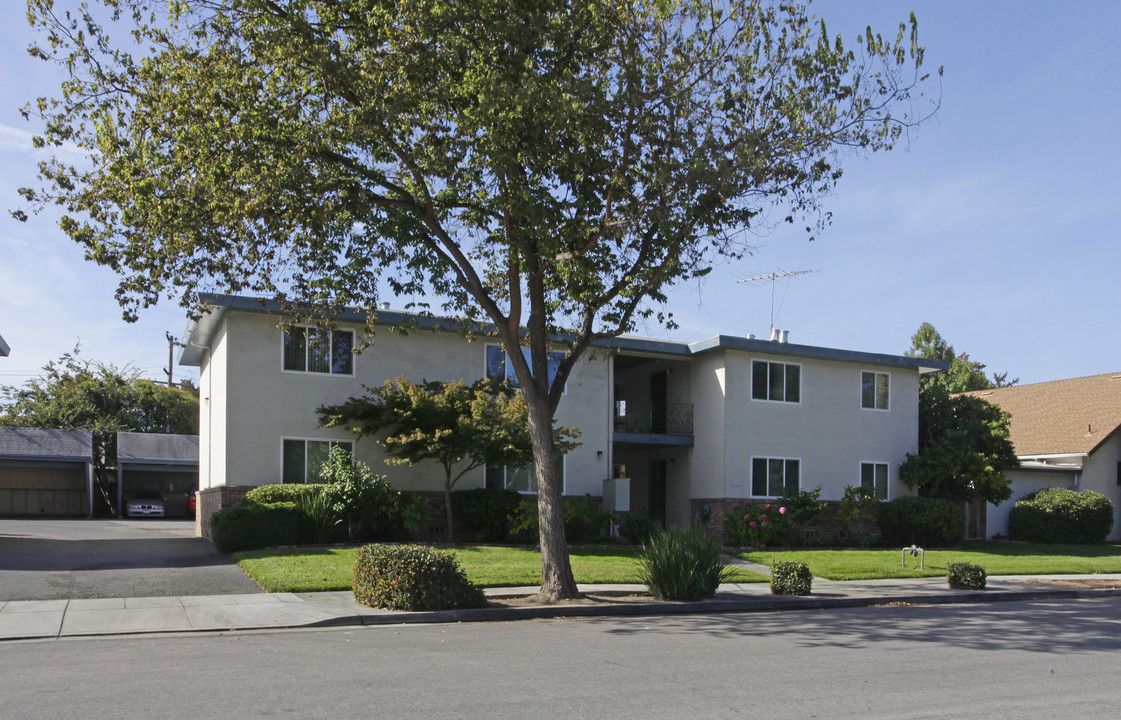 1224 Brookfield St in Sunnyvale, CA - Building Photo