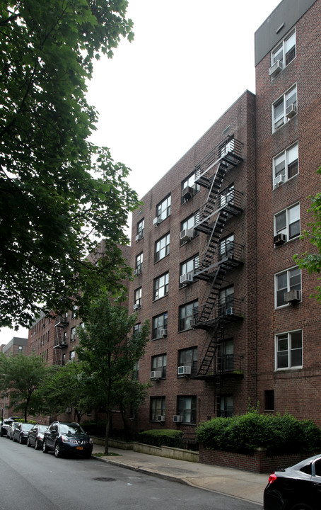 The Wetherole in Rego Park, NY - Building Photo