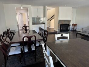 2201 The Alameda in Santa Clara, CA - Building Photo - Building Photo