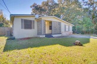 3411 W Yonge St in Pensacola, FL - Building Photo - Building Photo