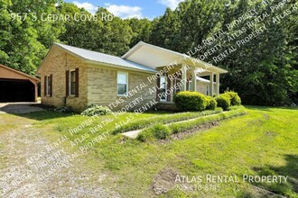 957 S Cedar Cove Rd in Hartselle, AL - Building Photo - Building Photo