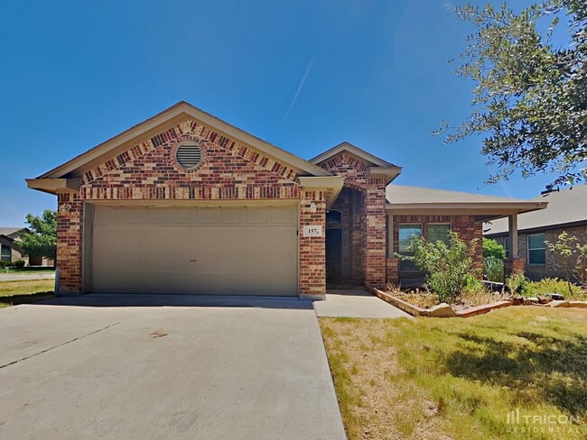 157 Spring Hollow Dr in Saginaw, TX - Building Photo - Building Photo