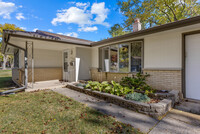 1517 Princeton Ln in Schaumburg, IL - Building Photo - Building Photo