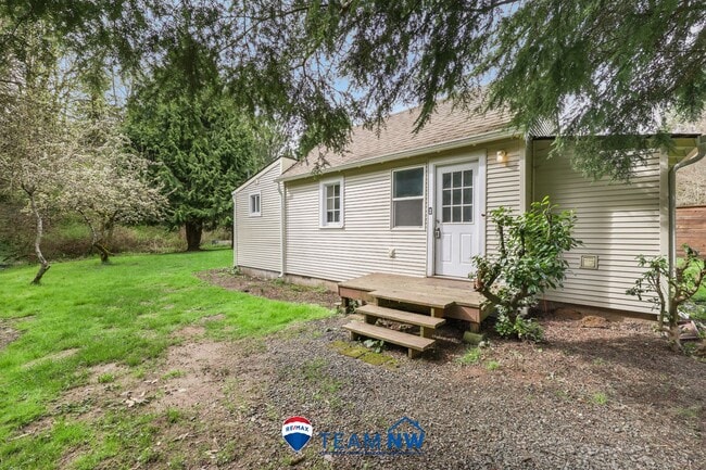 property at 1417 Frederick St SE