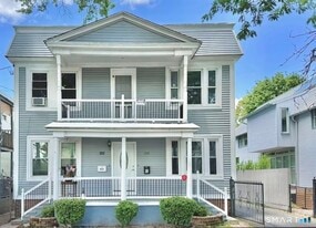 112 Greenwood St in New Haven, CT - Building Photo