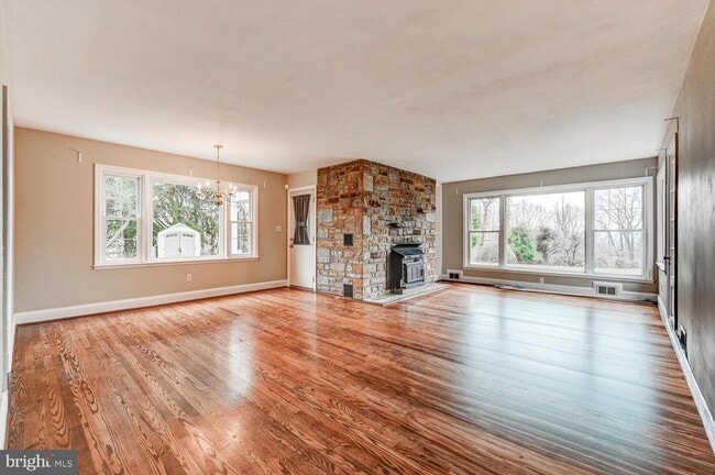 3925 Dance Mill Rd in Phoenix, MD - Building Photo - Building Photo