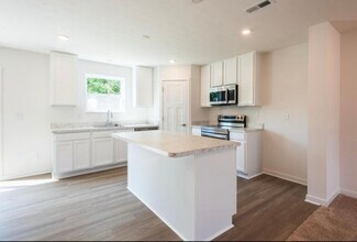 20 Hemingway Ave in Ashville, OH - Foto de edificio - Building Photo