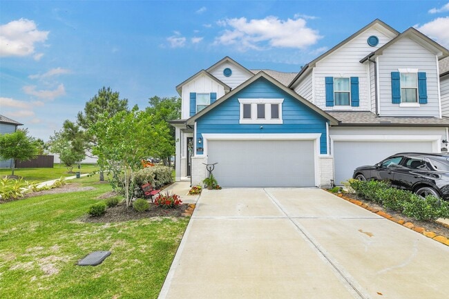 5526 Hyde Park Dr