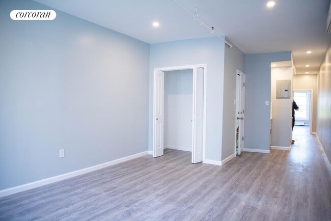 162 W 123rd St in New York, NY - Building Photo - Building Photo