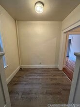 1622 Massachusetts Ave, Unit 7 in Cambridge, MA - Foto de edificio - Building Photo