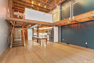 650 Delancey St in San Francisco, CA - Building Photo - Building Photo