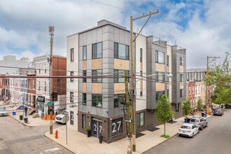 1352 N 27th St in Philadelphia, PA - Foto de edificio - Building Photo