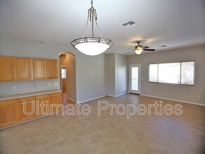 8336 W Pontiac Dr in Peoria, AZ - Building Photo - Building Photo